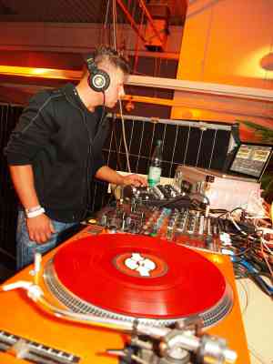 dj_meerane_DJ_Dobbi_|_Hochzeit_•_Event_•_Geburtstag_5.jpg
