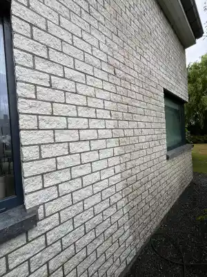 schoonmaakbedrijf_ronse_Dak-_en_Gevelreiniging_Louckx_5.jpg