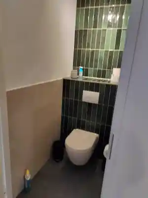 Badkamer en Toilet renovatie Amsterdam Aker.jpg