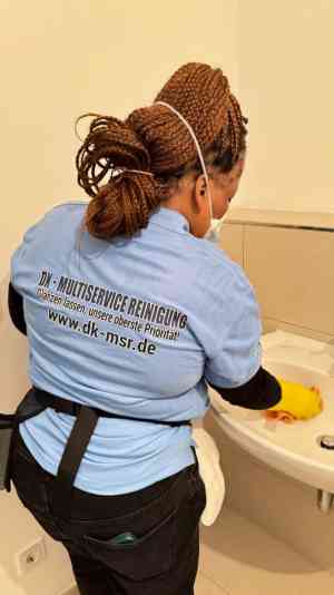 reinigungsfirma_hamburg-osdorf_DK_-_Multiservice_Reinigung_2.jpg