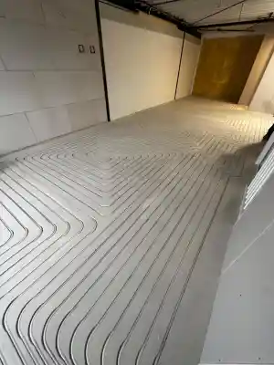 Vloerverwarming installatie.jpg
