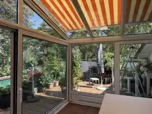 Wintergarten-Glasreinigung.jpg