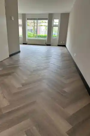 vloerlegger_uden_Meulink_vloerentechniek_2.jpg