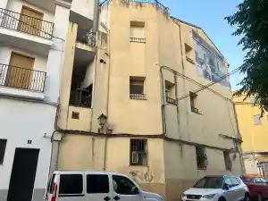 Trabajos de pintura de fachada en Castellón.jpg