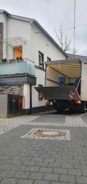 umzugsunternehmen_mannheim_Blink_Umzug_-_Professionelle_Umzüge,_Montagen_&_Entrümpelungen_Mannheim__2.jpg