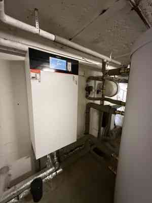 solaranlage_b%C3%BCrstadt_Heizung_Manoli_7.jpg