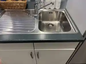 schoonmaakbedrijf_deerlijk_Sarah_Cleaning__3.jpg