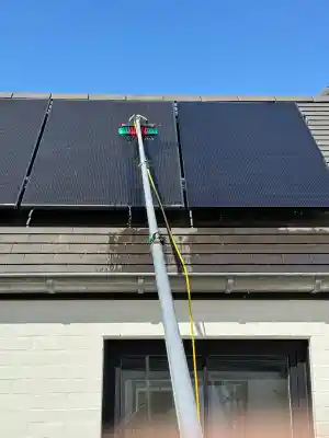Zonnepanelen reinigen .jpg