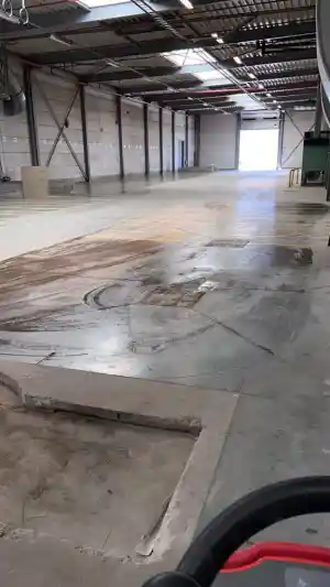 Industriele reiniging parking.jpg