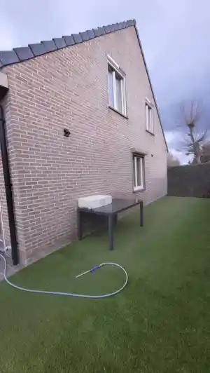schoonmaakbedrijf_kontich_Outdoor_Cleaning_Services_-_Gevelreiniging_en_Dakreiniging_4.jpg
