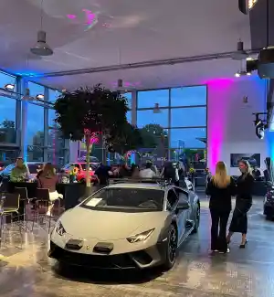 Lamborghini Night.jpg