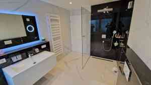 Riesen Fliesen riesen Look.jpg