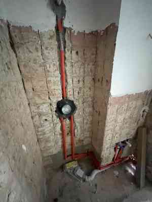 Sanierung von Badezimmer und Küche.jpg