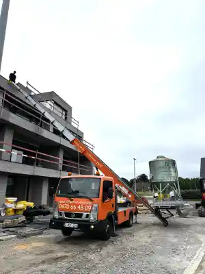 verhuisfirma_roeselare_Liftservice_LEONI_5.jpg