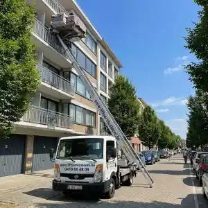 verhuisfirma_roeselare_Liftservice_LEONI_3.jpg