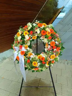 Erdbestattung in Marktheidenfeld – Traditioneller Abschied.jpg