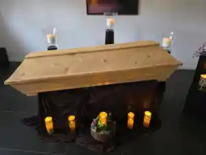 Verabschiedung im Krematorium Würzburg(Giebelstadt)–Ein stiller Moment.jpg