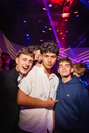 Muevelo Event Villa Thalia.jpg