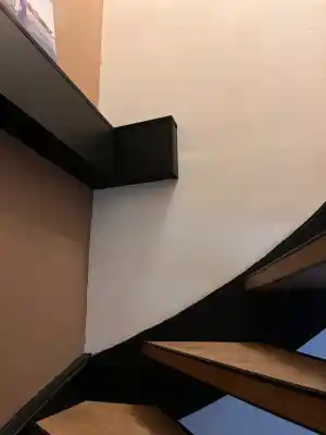 Strakke vloerverwarmingsaansluiting in koof in Wormer.jpg
