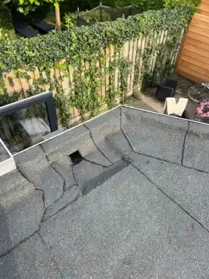 PIR-isolatieplaten en bitumen dakbedekking.jpg