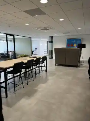 schoonmaakbedrijf_tilburg_J&B_cleaners_6.jpg