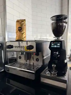 koffieautomaat_zoetermeer_Doppio_Gusto_3.jpg