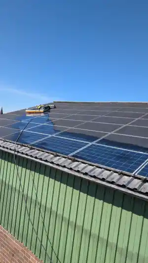 reinigungsfirma_strausberg_SONA_Solarclean_GmbH_6.jpg