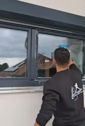Fenster Reinigen .jpg