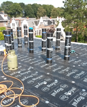 elektricien_dokkum_Installatie_&_klussenbedrijf_H.J._Riemersma_3.jpg