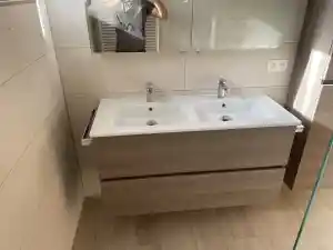 Badkamer en toilet .jpg