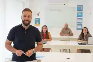 profesores-particulares_ferrol_Academia_7más1_4.jpg