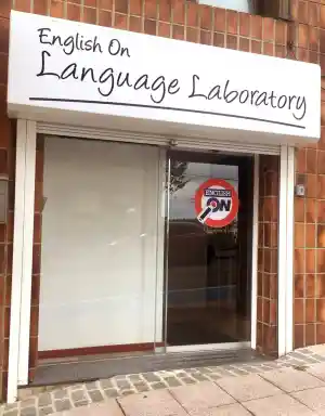 profesores-particulares_el-astillero_Academia_EnglishOn,_La_Cantábrica_6.jpg