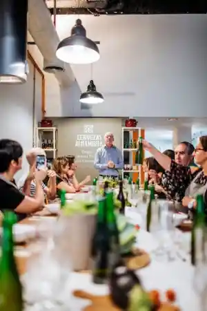 organizador-eventos_valencia_Food_&_Fun_-_Cursos_de_cocina_en_Valencia_-_Curso_Paella_en_Valencia_-_Team_Building_en_Valencia_-_Eventos_empresa_2.jpg