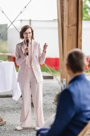 freie-redner_eslohe_Eva_Thimm_Freie_Rednerin_4.jpg
