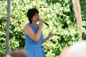 freie-redner_kerzenheim_Kerstin_Brand_-_Freie_Rednerin_(IHK)_für_Trauungen,_Trauerfeiern_und_Kinderwillkommensfeste_7.jpg