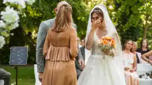 freie-redner_stuttgart_Rebecca_Jäger_-_Traurednerin,_Hochzeitssängerin_und_Sängerin_6.jpg