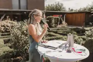 freie-redner_gevelsberg_Freistil_Reden_Claudia_Kazner_4.jpg