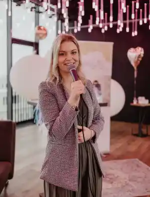 freie-redner_g%C3%B6ttnitz_Silke_Otte_-_freie_Rednerin_und_Sängerin_4.jpg