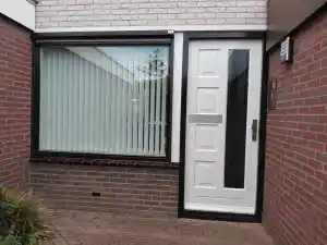 Voorgevel volledig onderhouden.jpg