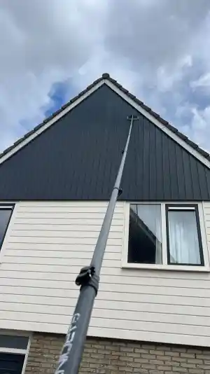 Ramen en kozijnen reinigen .jpg