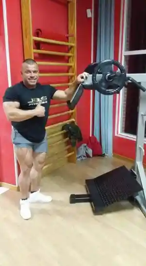 entrenador-personal_san-agustin-del-guadalix_Gimnasio_Parque_Gym_2.jpg