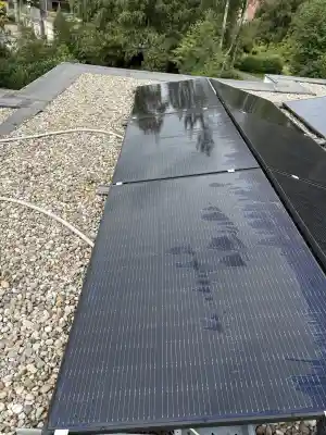 Reinigen 35 zonnepanelen .jpg
