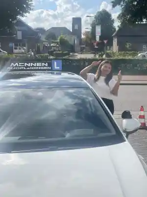 rijschool_helmond_Mennen_Rijopleidingen__5.jpg