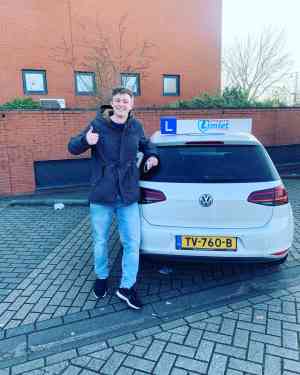 rijschool_amsterdam_Autorijschool_Limiet_6.jpg