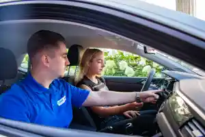 rijschool_bunde_DriveYOU_Maastricht_6.jpg