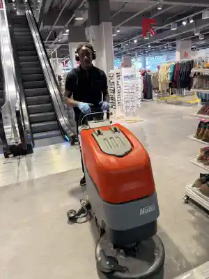 schoonmaakbedrijf_eindhoven_Greenmaid_Cleaners_7.jpg