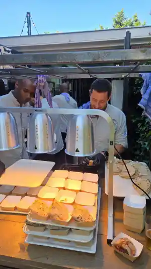 Festival 250 pax streetfood en onbeperkte bar.jpg