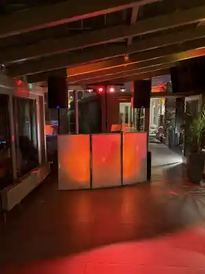 dj_k%C3%B6ln_DJ_Adrian_-_Hochzeits-_und_Event-DJ_3.jpg