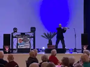 dj_oberbarnim_TJs_Partydiscothek_-_DJ_Thomas_Jahncke_2.jpg