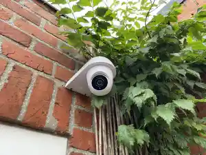 Installatie van camerabewaking aan privéwoning.jpg